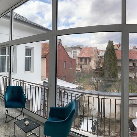 Premium apartment near Banská Bystrica square with two big bedrooms Esterno foto