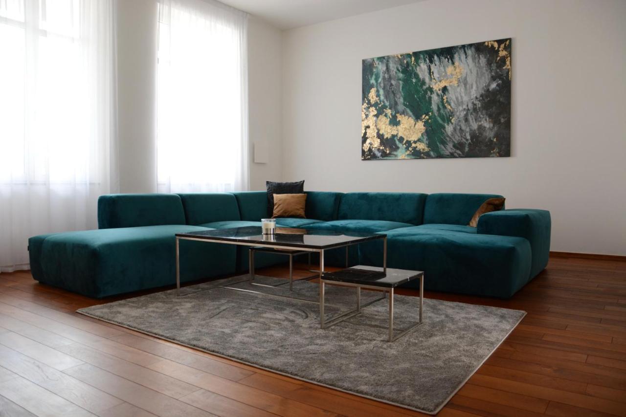 Premium apartment near Banská Bystrica square with two big bedrooms Esterno foto